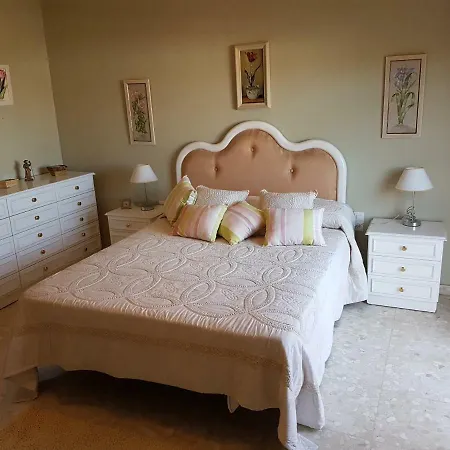 Casa Camelias * Los Barrios